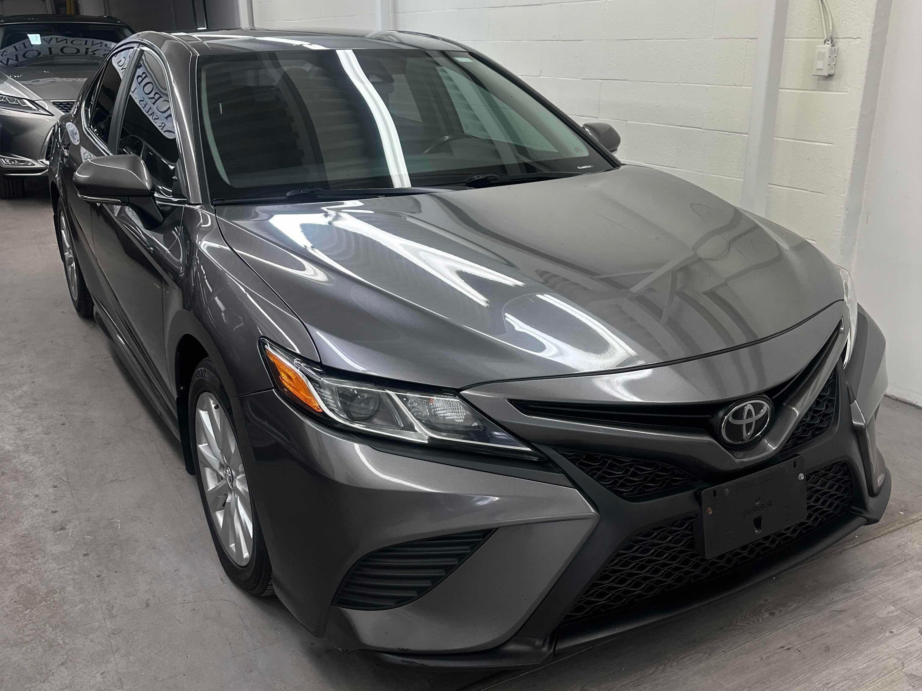 2019 Toyota Camry SE