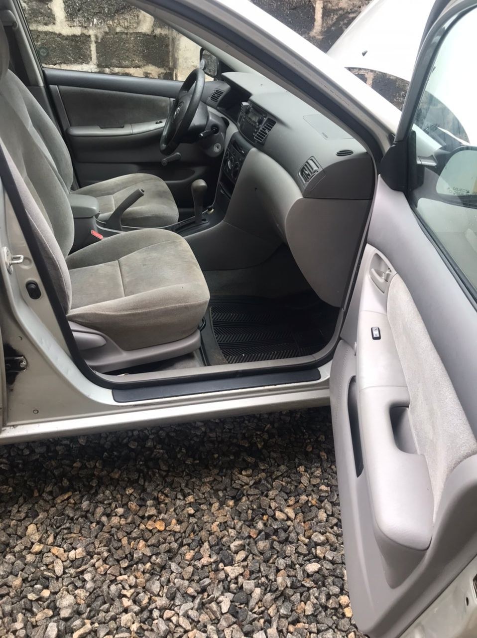 2003 Toyota Corolla LE